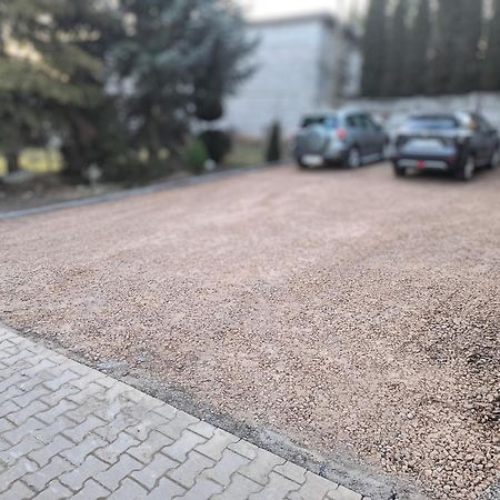 Tanie Noclegi Pracownicze Bilcza Екстериор снимка